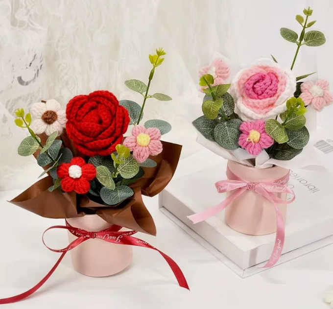 Crochet Rose Flower Bouquet